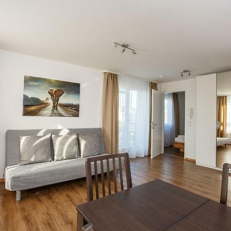 Outlet-Apartment Metzingen Metzingen  Buitenkant foto